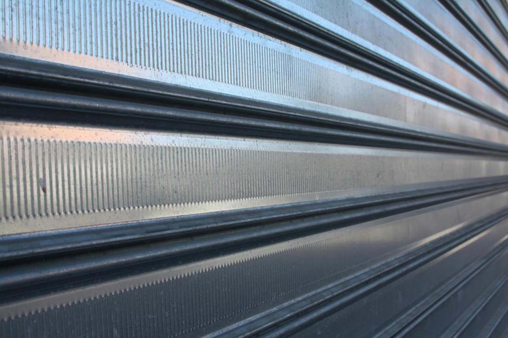 Fabrication de grilles de sécurité pour les clients à La Réunion